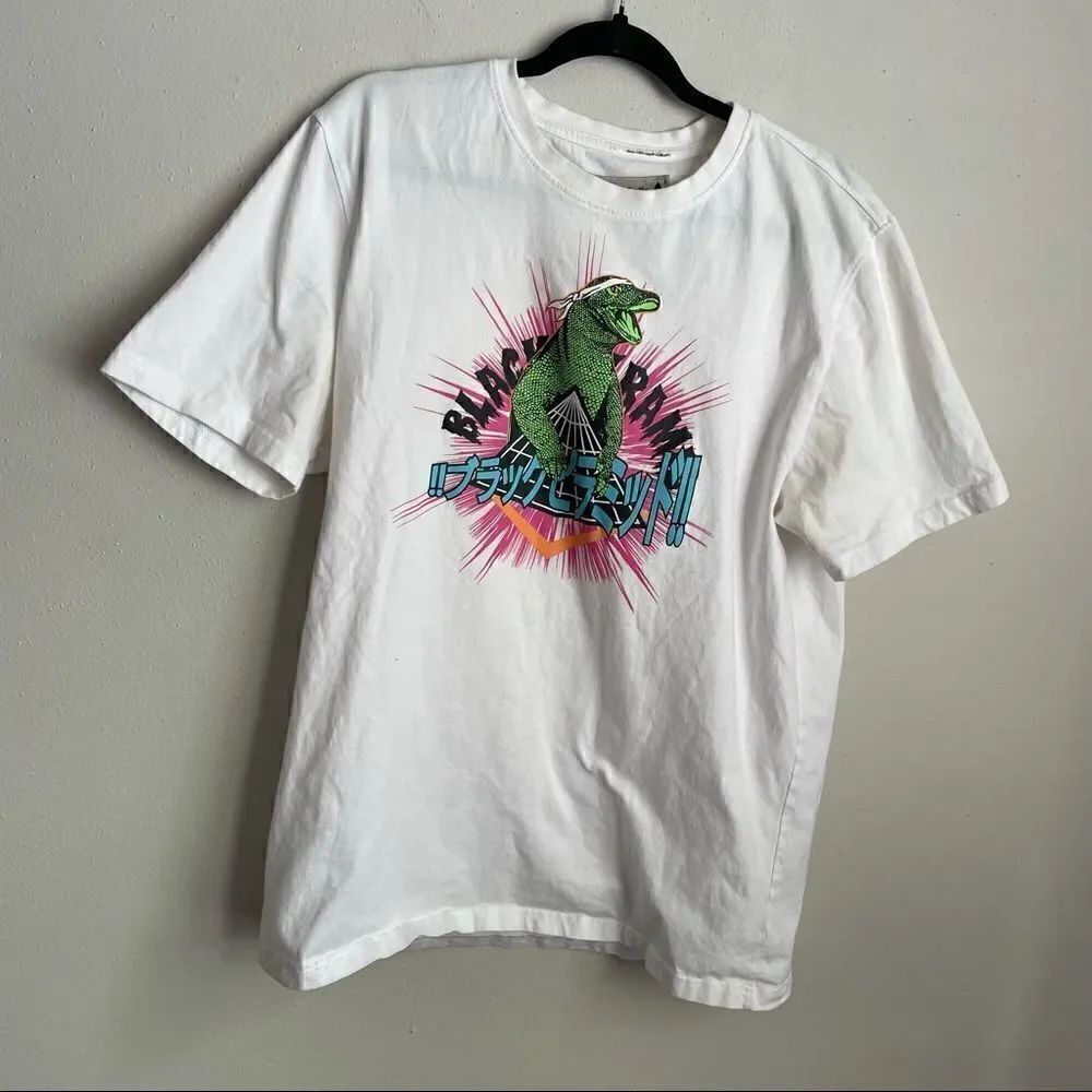 Black Pyramid Dinosaur Lizard Crew Neck Short Sleeve T-shirt